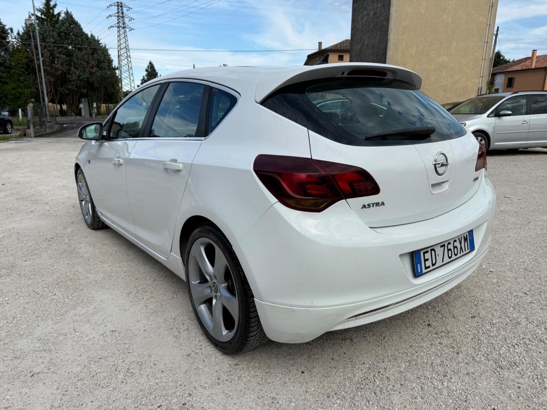 Miniatura 2