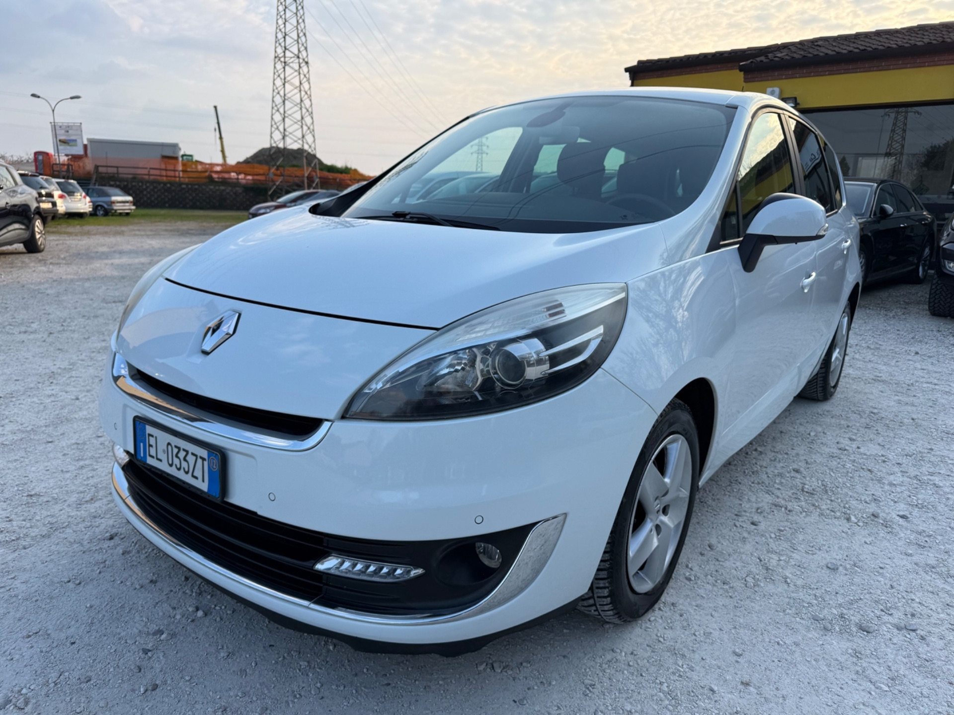 Renault Scenic Sc&eacute;nic 1.5 dCi 110CV UNICO 7 POSTI